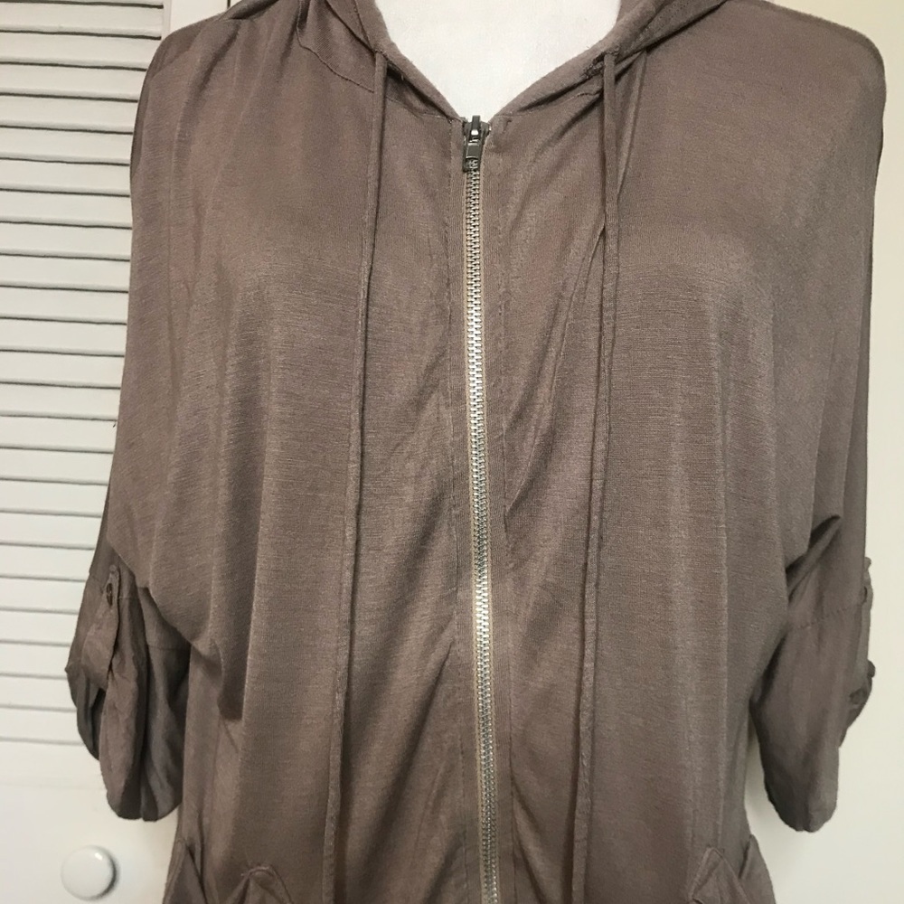 Vintage Oversized Short Sleeve Grey Hoodie - Picture 3 of 5